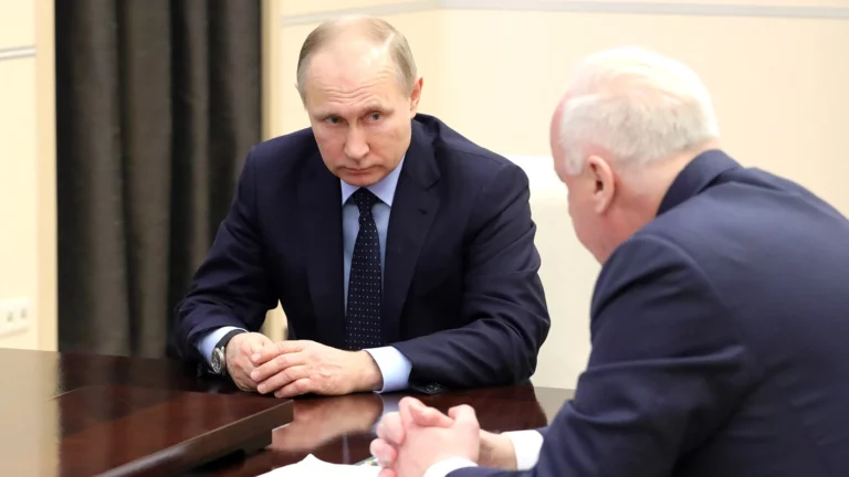 Бастрыкин сообщил Путину, что ФСБ установила подозреваемых в подрыве Крымского моста