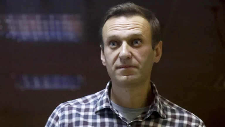 Навальный: России нужна парламентская республика