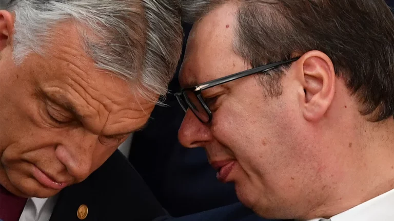 Вучич и Орбан договорились построить газопровод для подключения Сербии к «Дружбе»