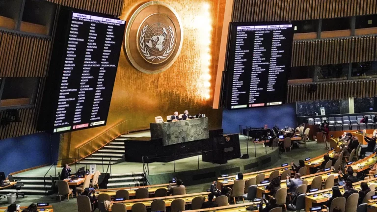 Байден назвал резолюцию ООН демонстрацией отношения мира к действиям России