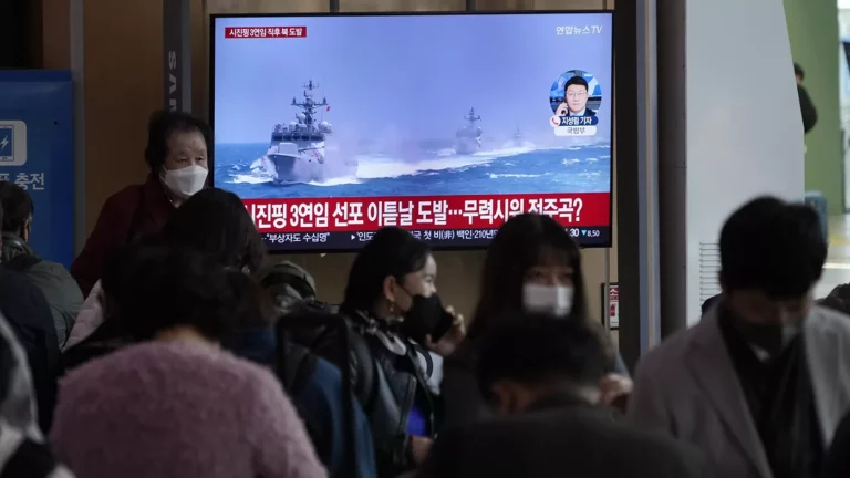 Военные КНДР и Южной Кореи устроили стрельбу на морской границе