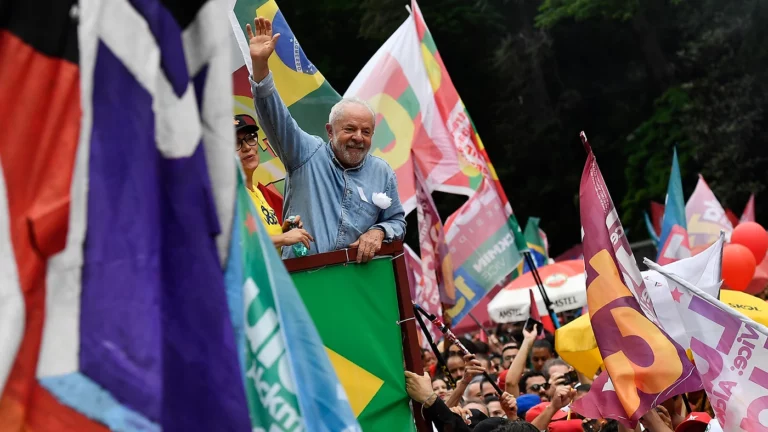 «Для Лулы Путин — партнер по построению многополярного миропорядка». Что ждать от политики нового президента Бразилии