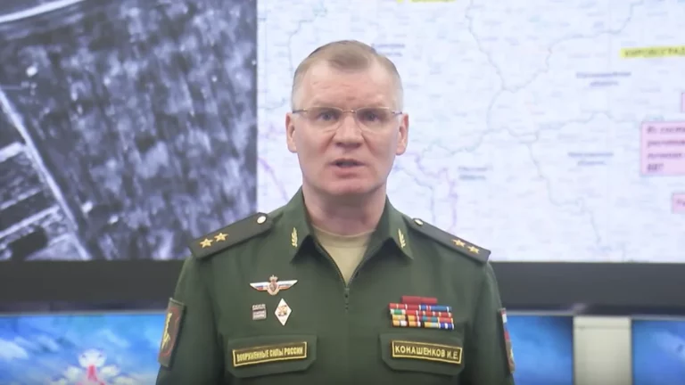 Минобороны: танковые подразделения ВСУ вклинились в глубину российской обороны на направлении Золотая Балка