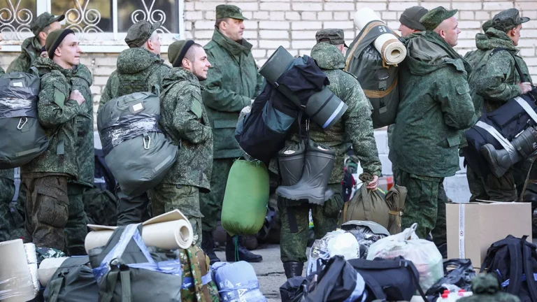 В Москве в первую очередь мобилизуют мотострелков, связистов и артиллеристов