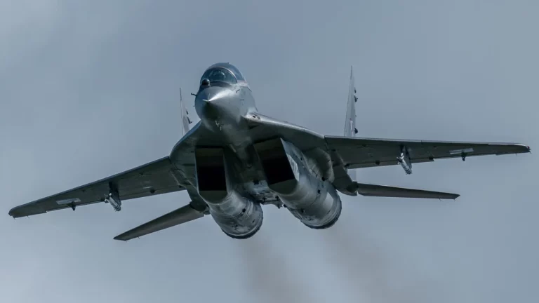 СМИ: Китай убедил США отказаться от поставок Украине МиГ-29