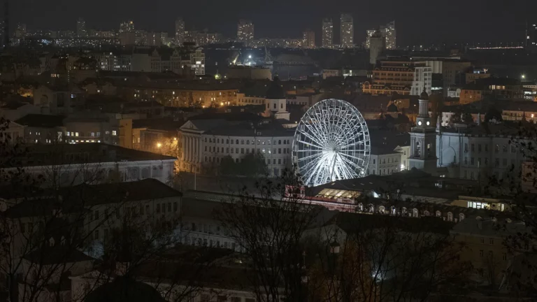 NYT: власти Киева готовятся к полному отключению электричества и эвакуации всех жителей города