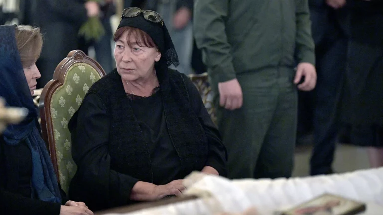 Тело вдовы Станислава Говорухина нашли в сгоревшем коттедже в Новой Москве