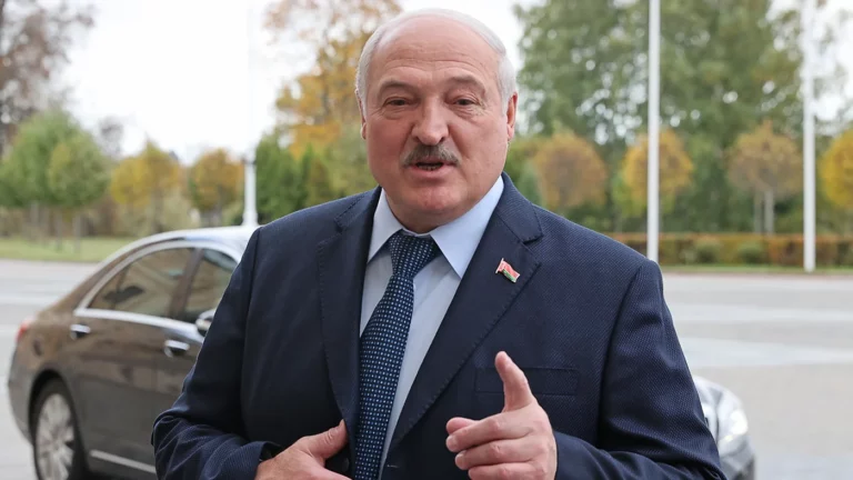 Лукашенко назвал «договорняком» ситуацию с падением ракеты в Польше