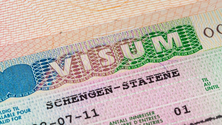 Германия отказывает в визах сотрудникам попавших под санкции российских компаний