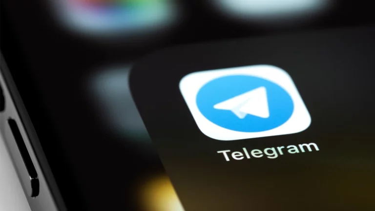 Суд в Петербурге запретил 10 ссылок на телеграм-каналы, которые «морально разлагают» россиян