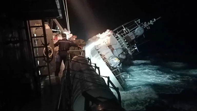 У берегов Таиланда затонул военный корабль. Пропали десятки моряков