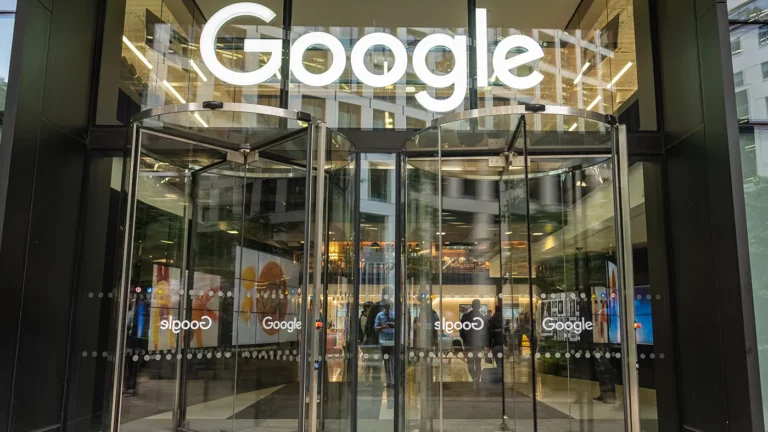 Google объявил об увольнении 12 тысяч сотрудников