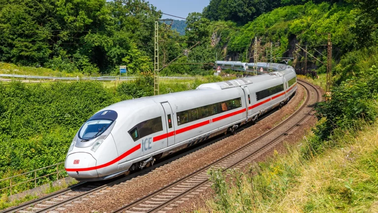 Bild: немецкие железные дороги вновь атаковали неизвестные