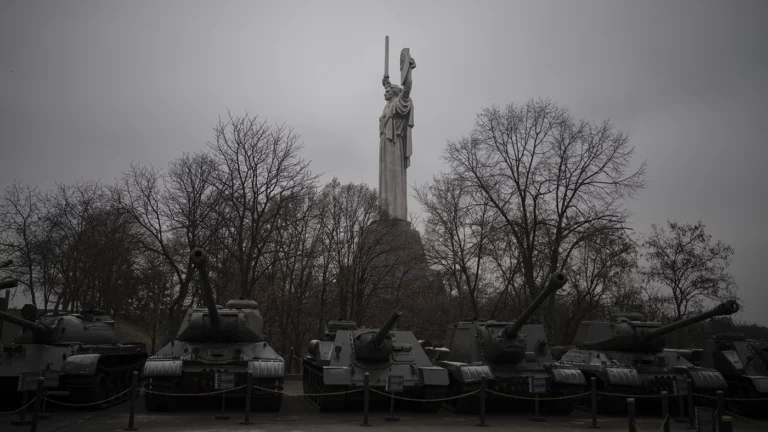 Американские эксперты описали четыре сценария развития конфликта на Украине и варианты его завершения