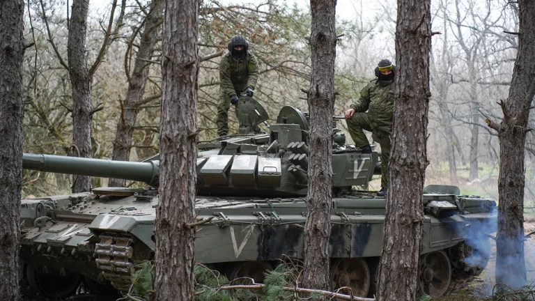 «Быстро это не закончится»: политолог рассказал, почему статус военной операции на Украине не меняется и сколько продлится конфликт