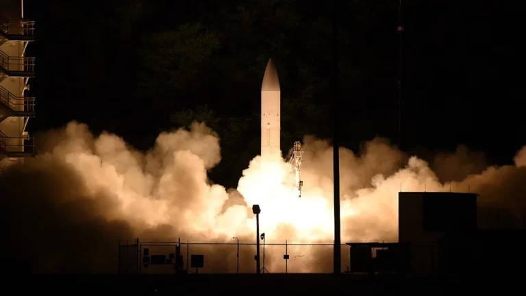 СМИ сообщили о предложении США разместить в Японии новые ракеты. Какую опасность они представляют для России