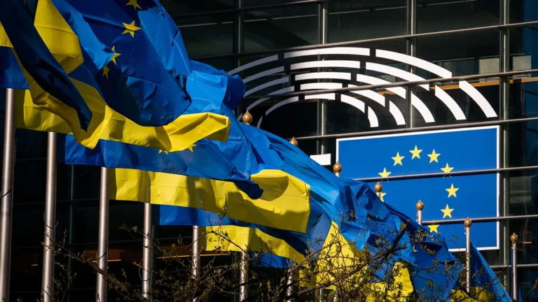 Politico: Брюссель собирается «остудить» надежды Украины на быстрое вступление в Евросоюз