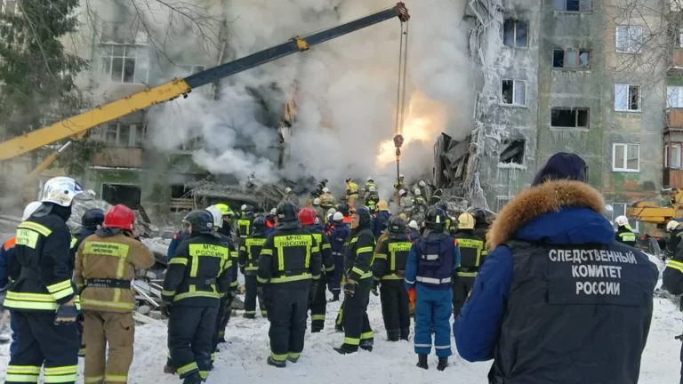 В Новосибирске задержали двух подозреваемых по делу о взрыве газа в пятиэтажке
