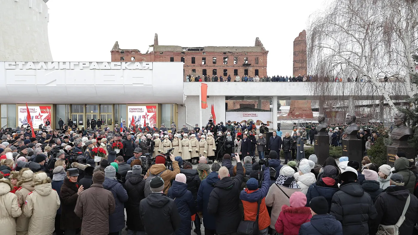 В Волгограде открыли памятники Сталину, Жукову и Василевскому