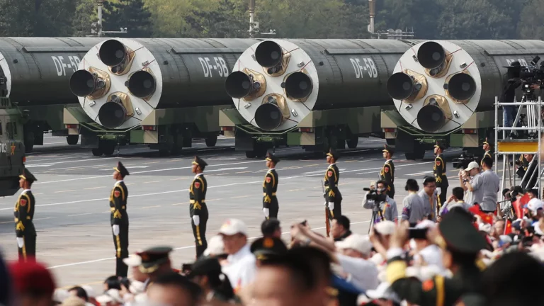WSJ: КНР обогнала США по количеству пусковых установок межконтинентальных ракет