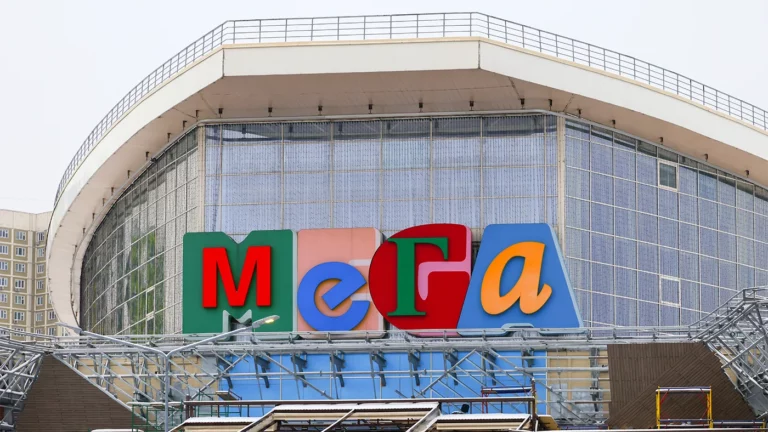 РБК: владелец IKEA и «Мега» решил продать всю недвижимость в России