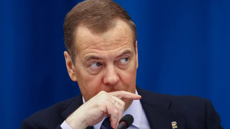 Медведев: Украина «запылает» в случае ударов по Крыму