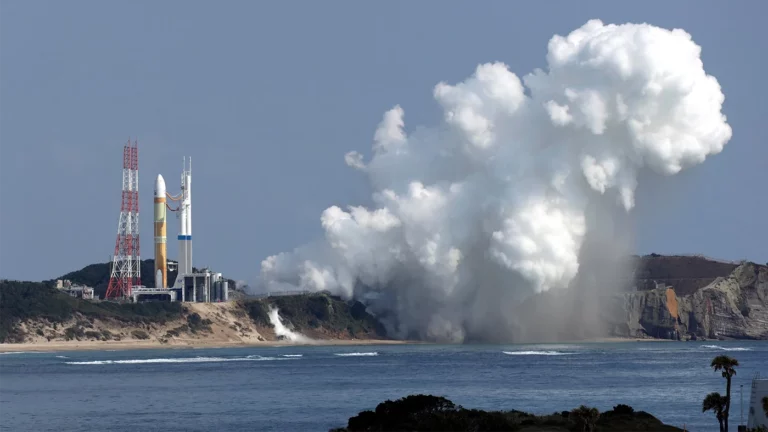 Первая за почти 30 лет японская ракета-носитель не запустилась