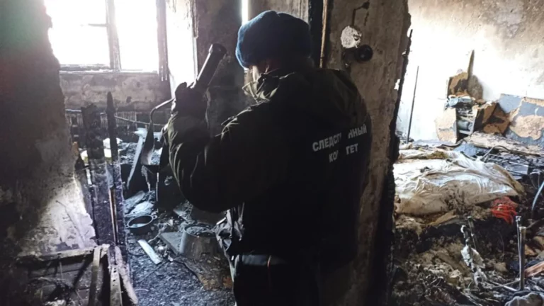 СК назвал поджог причиной пожара в гостинице «МКМ» в Москве