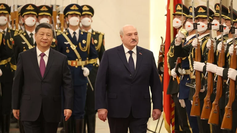 Мир на Украине и напряженность вокруг Тайваня. О чем говорили Лукашенко и Си Цзиньпин в Пекине