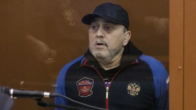 Бывший начальник полиции в Дагестане получил пожизненный срок по делу о терактах в московском метро