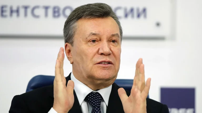 На Украине будут заочно судить Януковича за склонение к дезертирству и незаконное пересечение границы