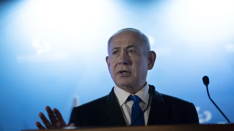 Haaretz: Нетаньяху решил заморозить судебную реформу в Израиле из-за протестов