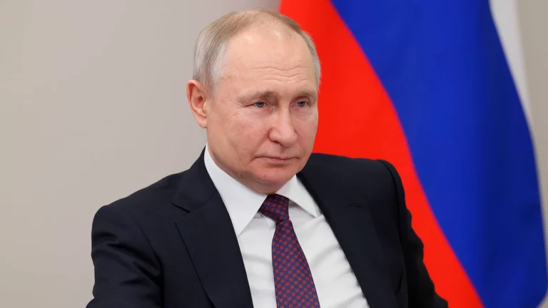 Путину предложили приостановить налоговые соглашения с «недружественными странами»