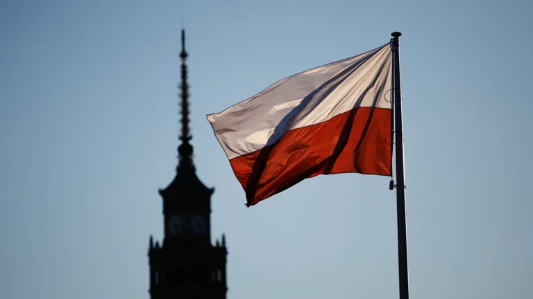 В Польше составили руководство о том, как не быть завербованным Россией