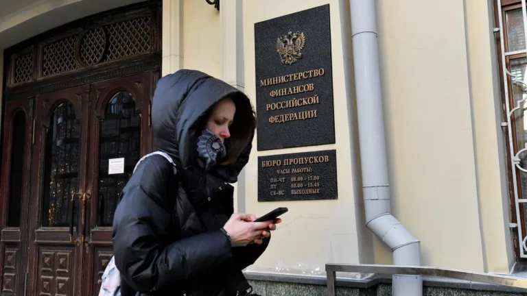 «Как было после войны»: в России могут появиться «патриотические» гособлигации