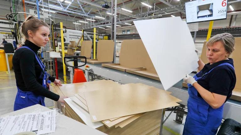 IKEA продала свою последнюю мебельную фабрику в России