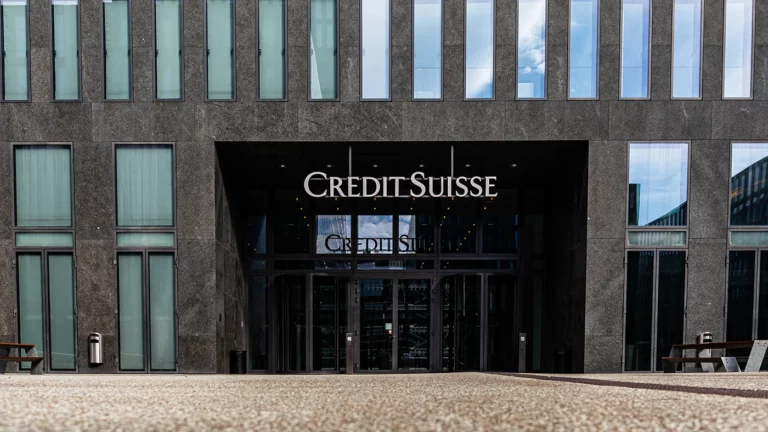 Bloomberg: Швейцария может национализировать банк Credit Suisse
