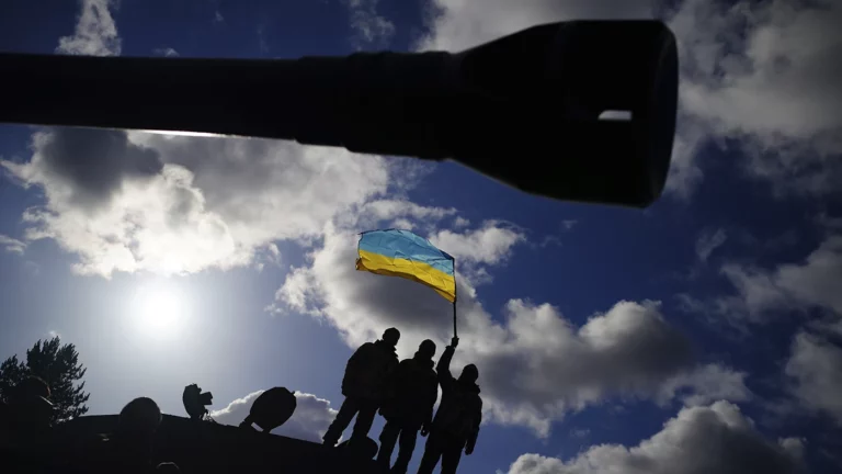 CNN: контрнаступление ВСУ может начаться одновременно на юге и востоке Украины