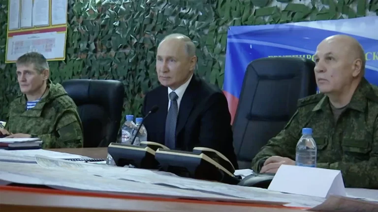 Путин посетил Херсонскую область и ЛНР