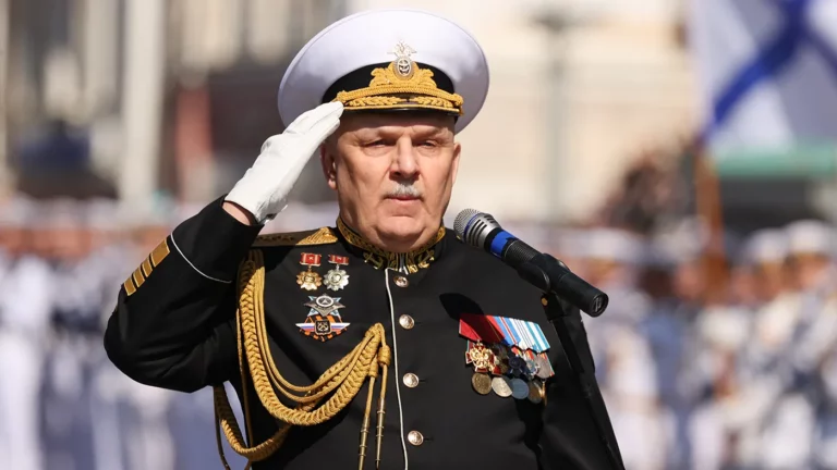 Адмирал Сергей Авакянц покинул пост командующего Тихоокеанском флотом