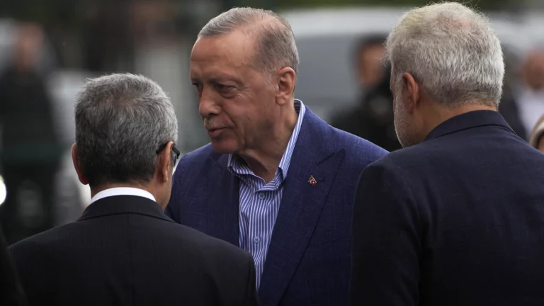 Эрдоган лидирует во втором туре президентских выборов в Турции