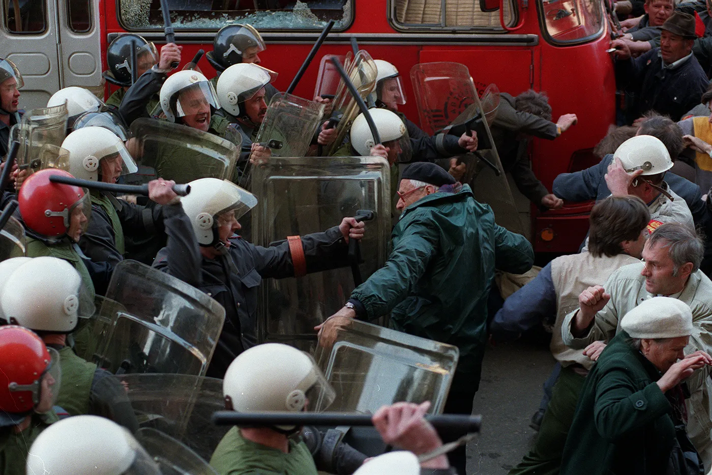 Разгон Первомайской демонстрации 1993