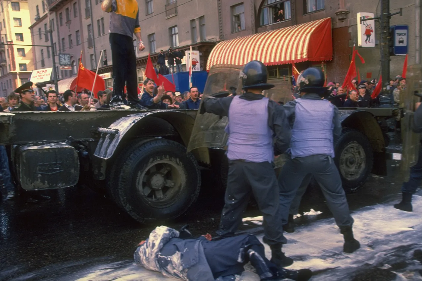 Россия 1993 год Кровавый Первомай