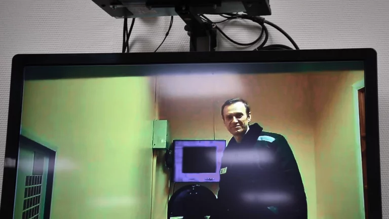 Дело против Навального об экстремизме поступило в Мосгорсуд
