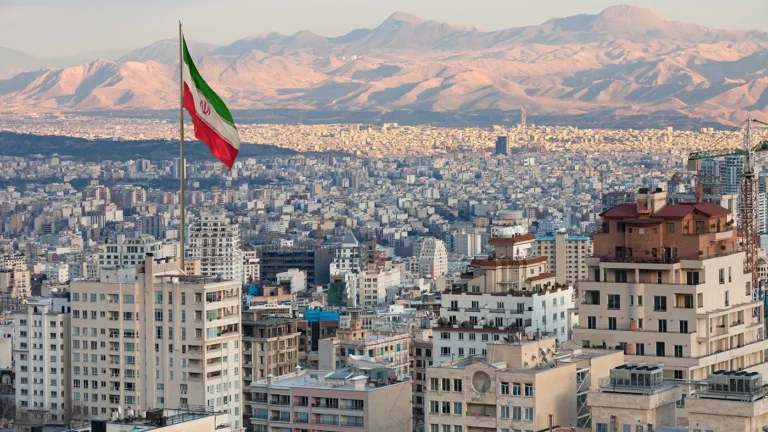 Посол: Иран заинтересован в полной отмене визового режима с Россией