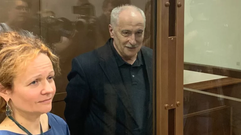 Суд в Москве приговорил 71‑летнего ученого Голубкина к 12 годам колонии по делу о госизмене