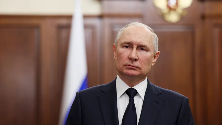 Как на выступление Путина отреагировали политологи и журналисты