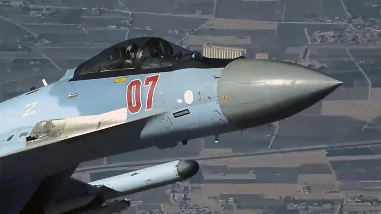 ВВС США: российский истребитель повредил американский беспилотник в небе над Сирией