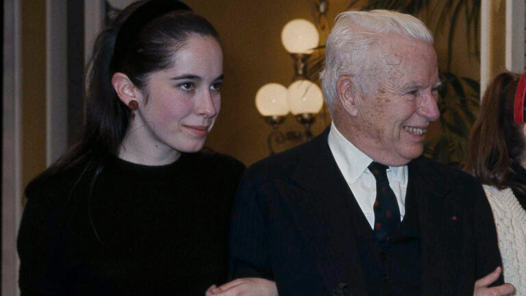 Джозефина со своим отцом Чарли Чаплиным
