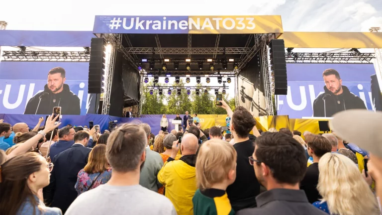 «Позитивный сигнал» без приглашения и сроков. Что принес Украине саммит НАТО